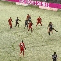 开云官网-【德甲】莱万破门萨内造2球 拜仁两度落后2球3比3平